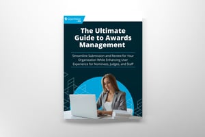 ultimate-guide-awards-mockup